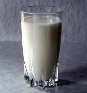 Why Milk Needs Dark Bottles: Sunlight Can Erase Vitamins in Minutes 3 milk