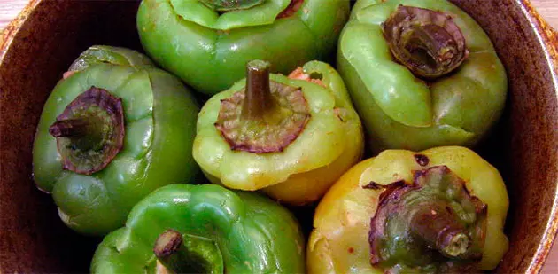 How to Make Classic Stuffed Peppers with Meat and Rice 3 Stuffed Peppers