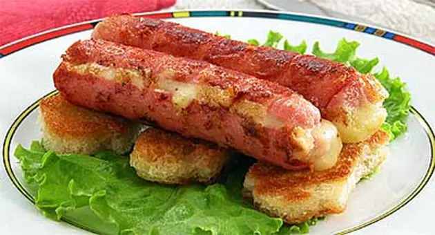 Cheese-Stuffed Sausages Ready in 10 Minutes 3 Sausages with cheese