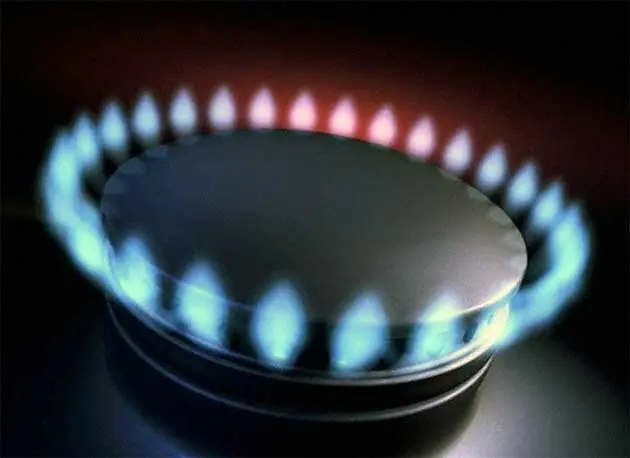 Save Gas and Electricity with These Simple Kitchen Habits 3 gas and electricity