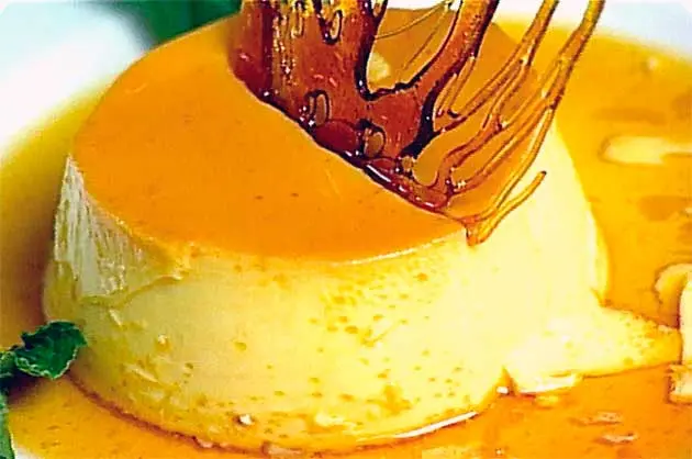Caramel custard