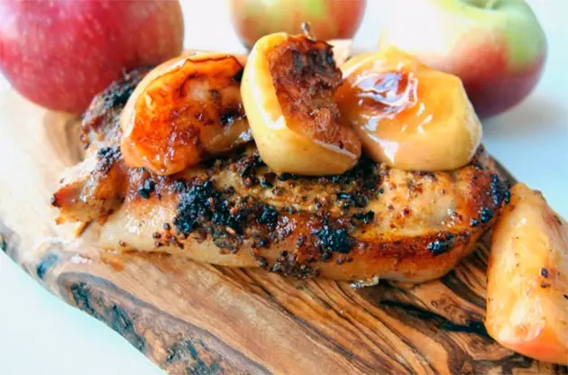 Oven-Baked Pork with Apples 3 Pork with apples