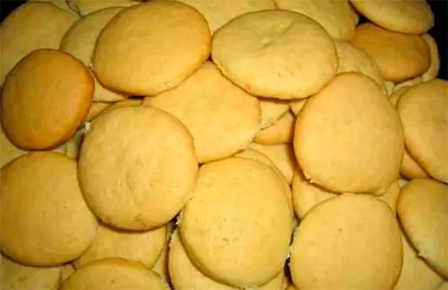 Economy Cookies: Simple Poppy-Seed Cookies Made on a Budget 3 Economy Cookies