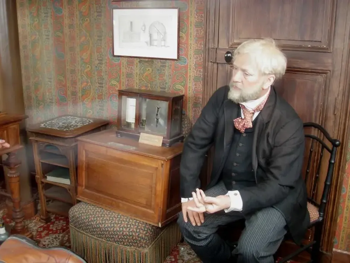 The Eiffel Tower: How Gustave Eiffel Solved His Housing Problem