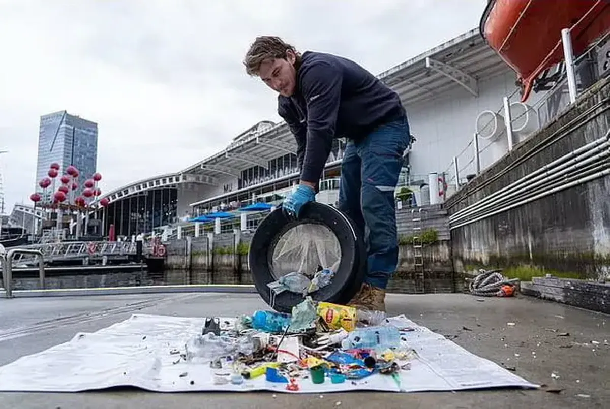 How to Clean the Ocean: A Simple and Effective Invention by Surfer Friends