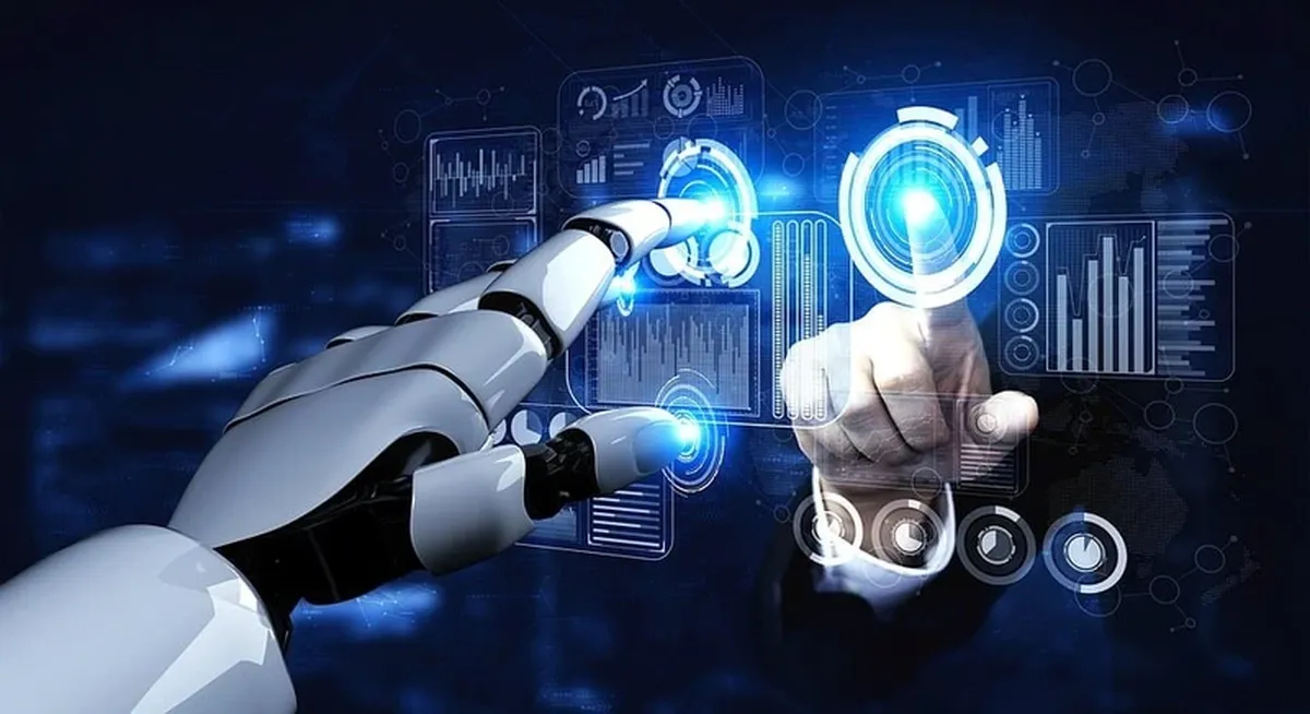 Why We Fear Robots More Than Computers 4 Should we be afraid of robots?