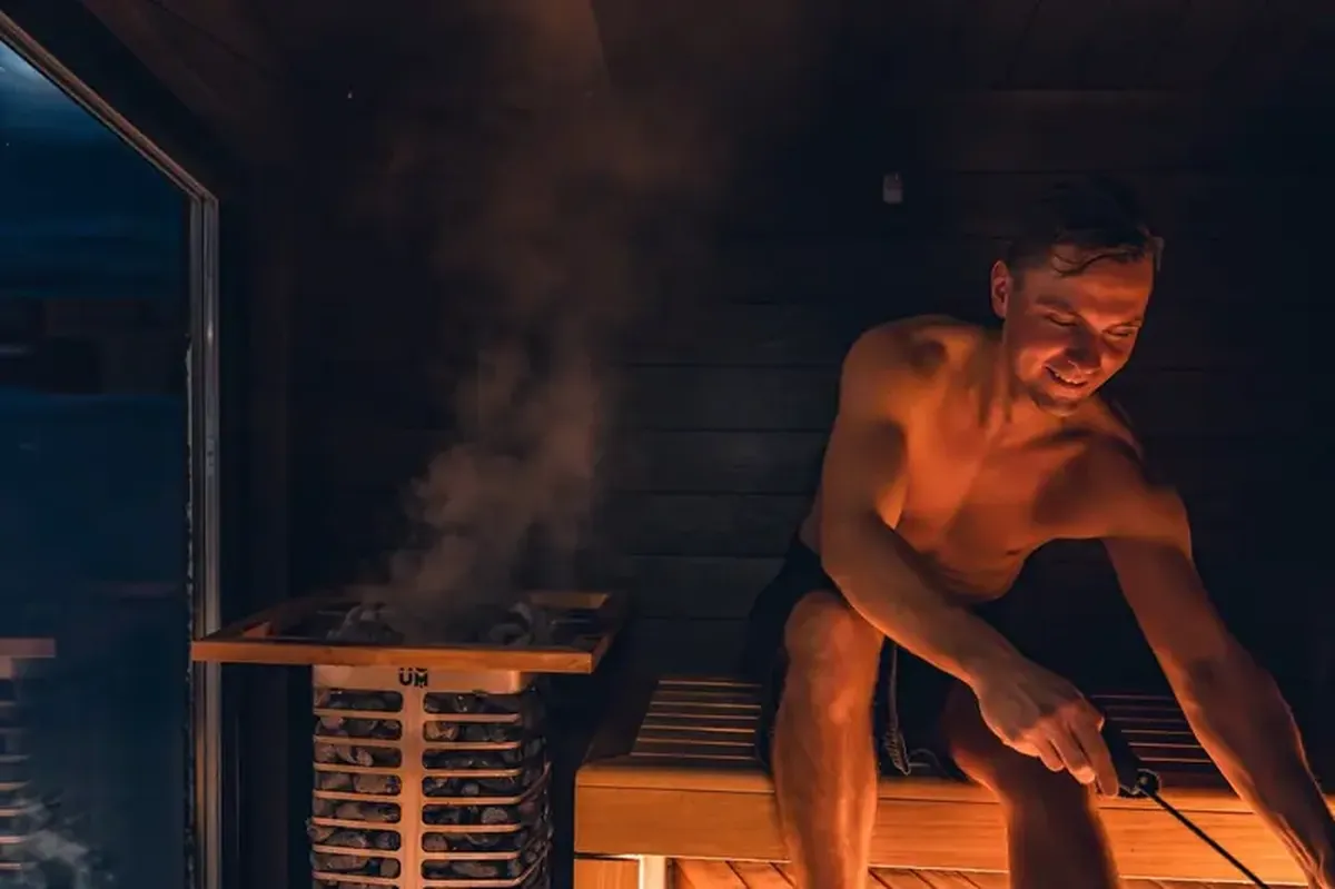 Alcohol and saunas don't mix well.