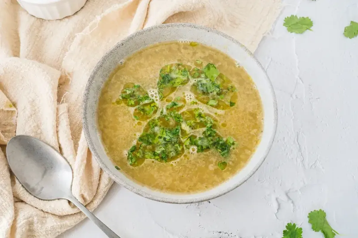 Does broth help when you have a cold?