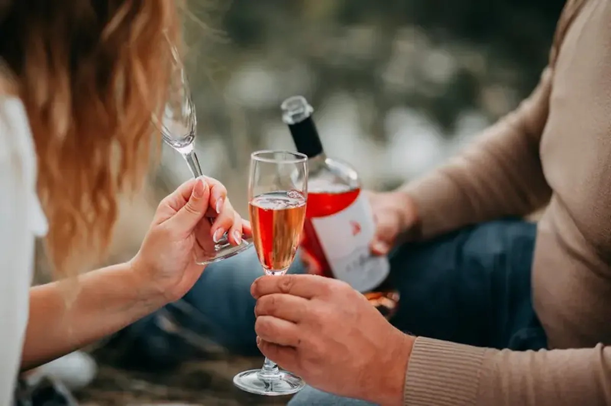 Many rosé wine enthusiasts don't know how to properly enjoy it, according to experts.