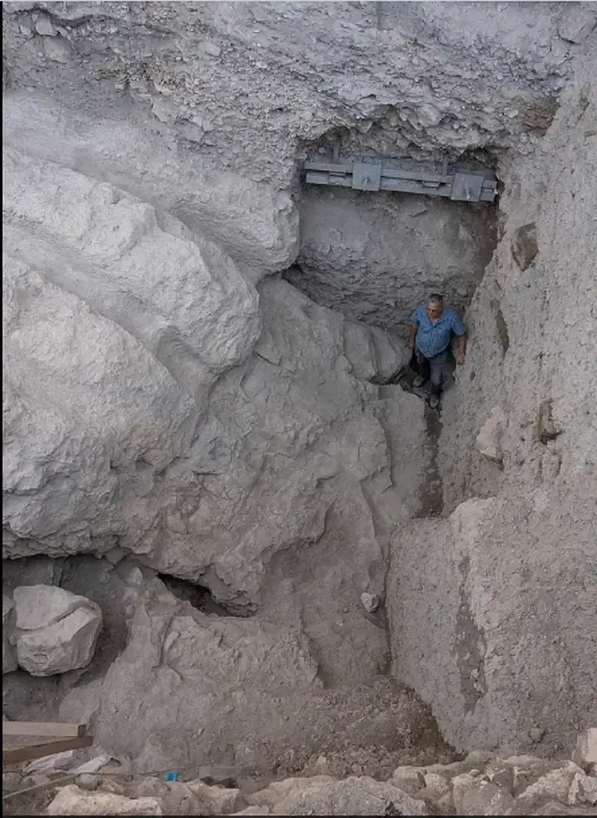 A 3,000-Year-Old Trench Mentioned in the Bible Found in Jerusalem's City of David 5 In Jerusalem, archaeologists have discovered a 3,000-year-old structure mentioned in the Bible that was long thought lost.