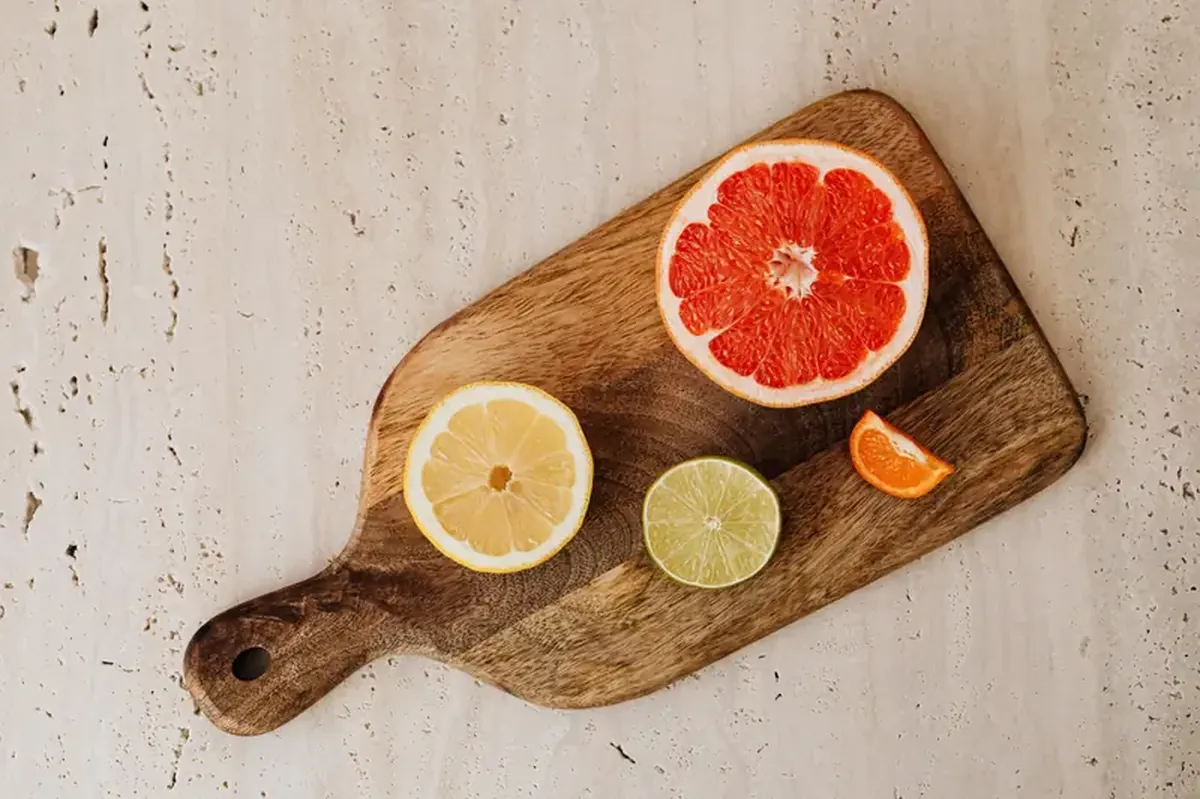 Eat to Slow Aging: Everyday Foods That Help You Stay Younger 8 Eating for Rejuvenation: Key Foods to Combat Aging