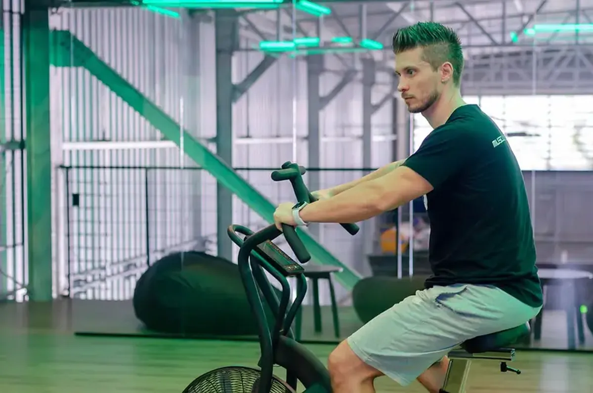 Exercise bike to the rescue: how to quickly reboot your brain after a sleepless night