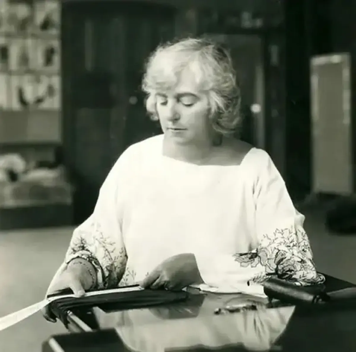 Madeleine Vionnet: The Couturier Who Defied Fashion and Perfected the Bias Cut 3 The architect of beauty, Madeleine Vionnet, or the couturier who defied fashion.
