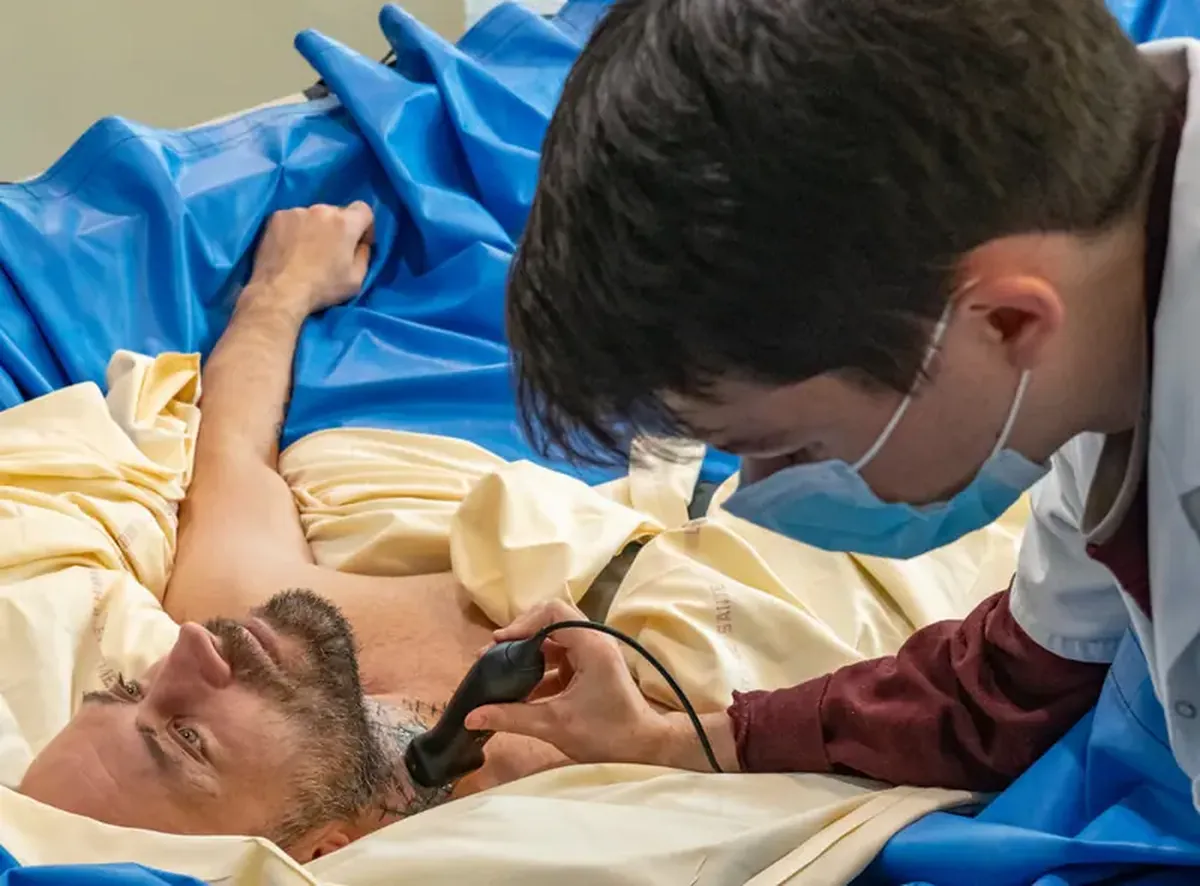 Dream job: €5,000 for 10 days in bed.