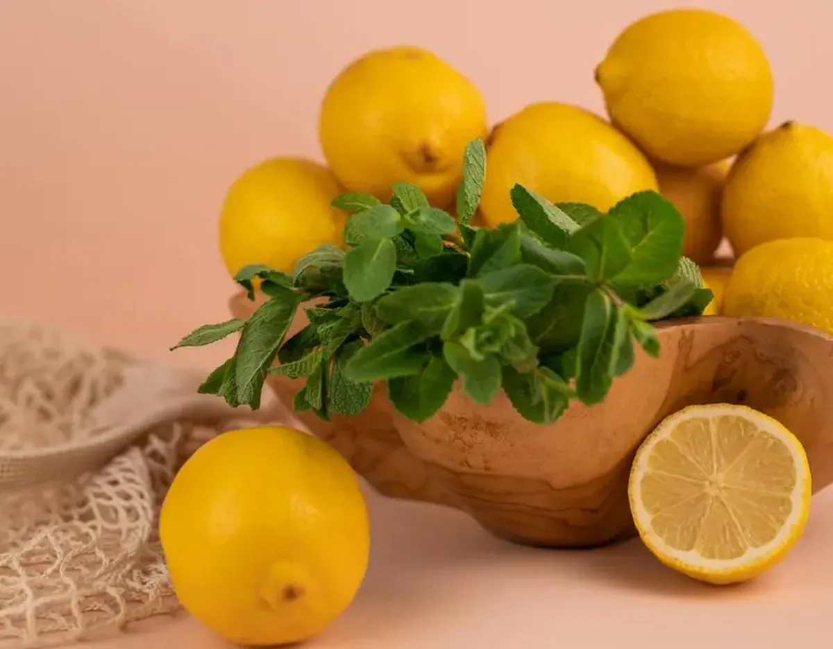 Lemon: the universal citrus.