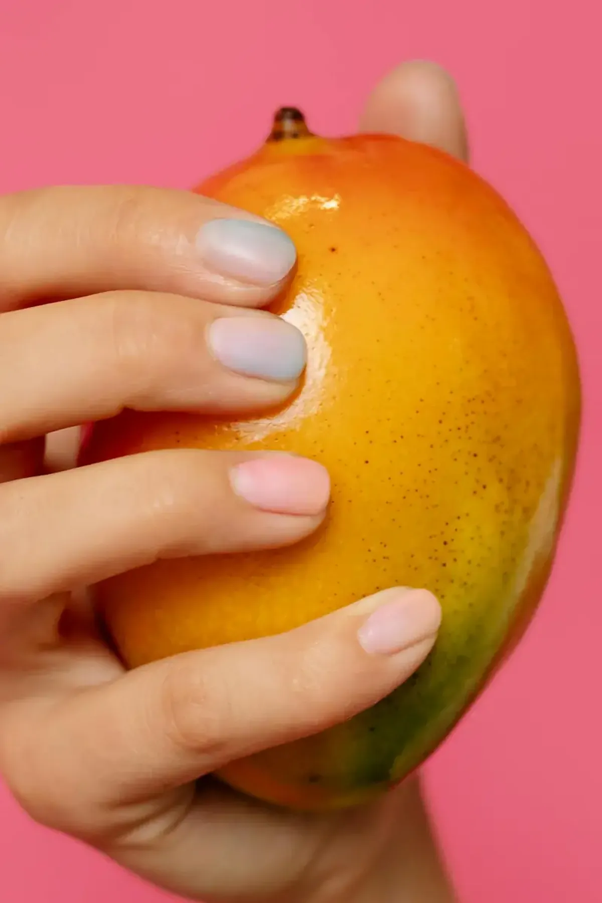The Mysterious Stranger: Benefits and Risks of Mangoes