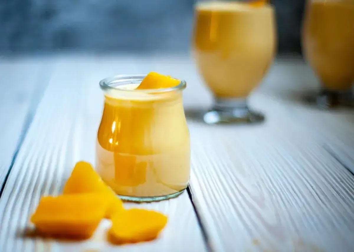 The Mysterious Stranger: Benefits and Risks of Mangoes