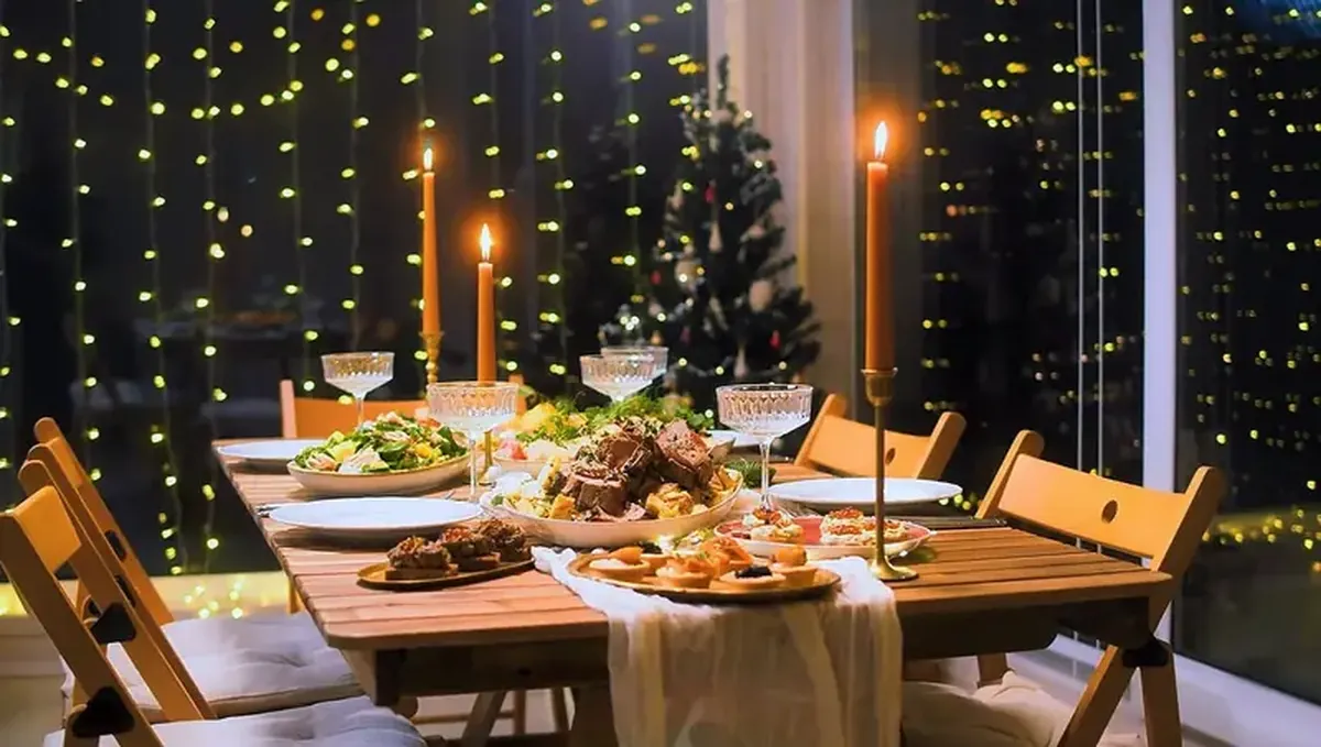 Beat Holiday Stress Eating With 5 Simple Tips 3 How to Avoid Stress-Eating During the Holidays: 5 Simple Tips