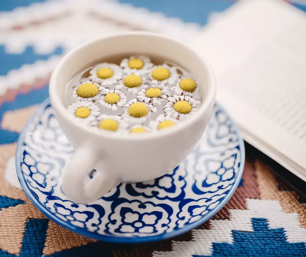 Does Chamomile Tea Really Calm You Down? 3 Don't worry: does chamomile tea help to calm you down?