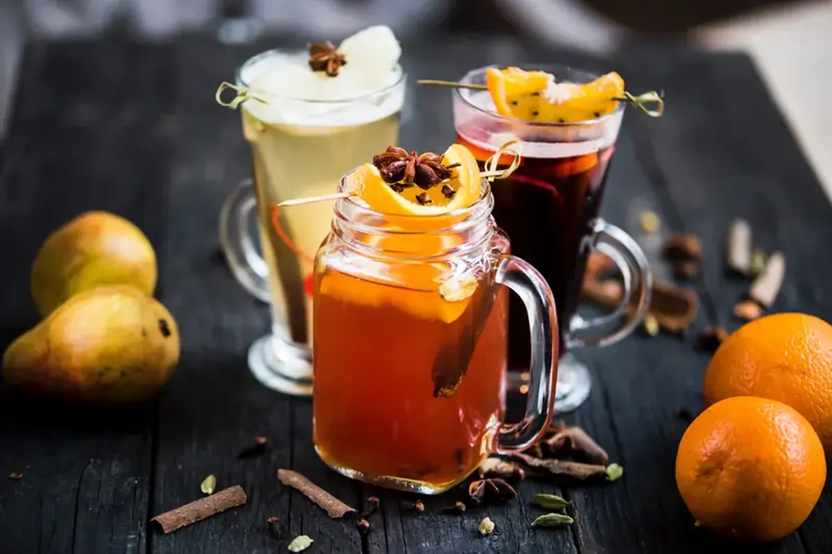 Warm Up with Ginger: Easy Tea Recipes for Chilly Days 5 Ginger tea: a warming drink for the chilly season.