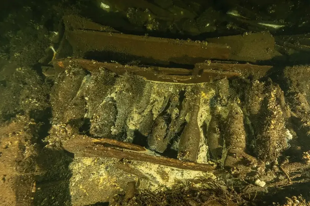 A 19th-Century Ship Packed With Champagne and Porcelain Was Found Off Sweden 4 An ancient ship filled with champagne lies on the seabed near the shores of Sweden.