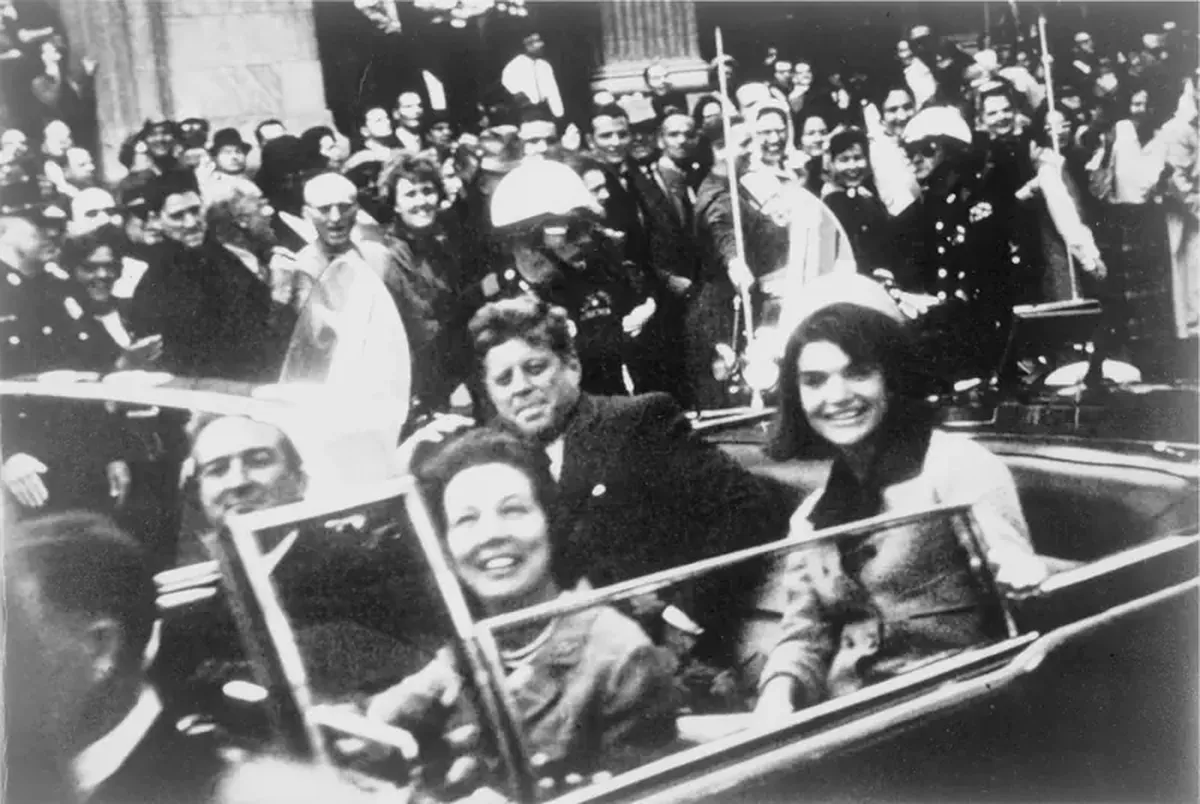 Jackie Kennedy: Style, Scandal, and Survival in the White House 17 Jacqueline Kennedy: The First Lady