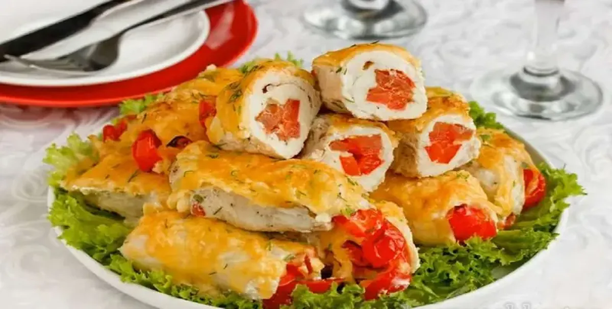 Duo of Flavors: Chicken Rolls with Sweet Peppers
