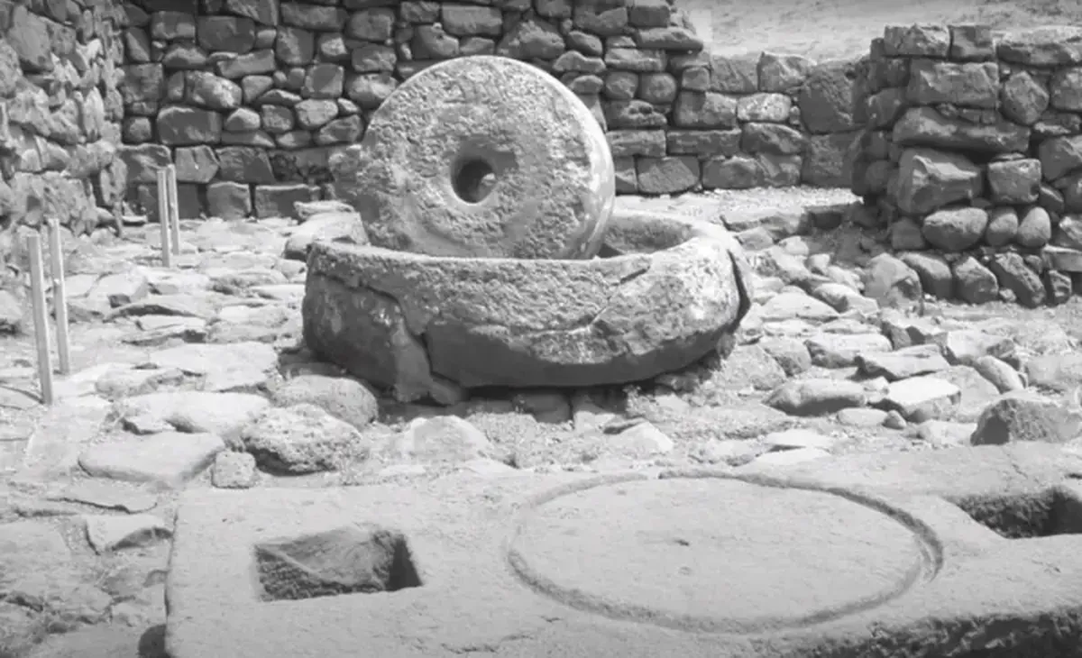Did Jesus Heal People Here? Archaeologists Find Traces of a Lost Synagogue in Chorazin 4 Did Jesus perform miracles there? Traces of the lost temple have been found in Israel.