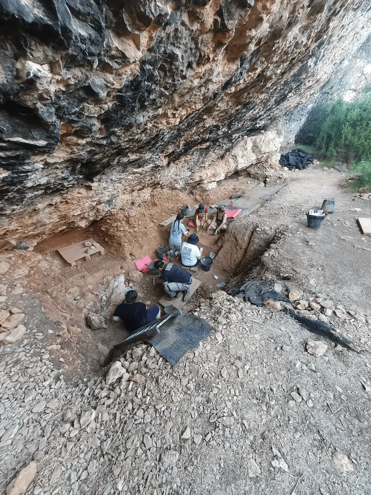 Neanderthals Were Smarter and More Resourceful Than We Thought 4 Researchers say Neanderthals were smarter than previously believed.