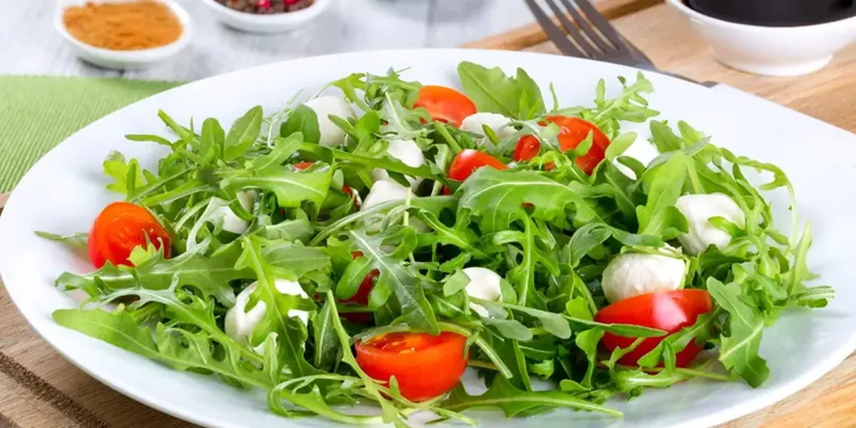 Make This Easy Arugula Salad with a Light Dressing 3 A handy recipe: arugula salad with a light dressing.