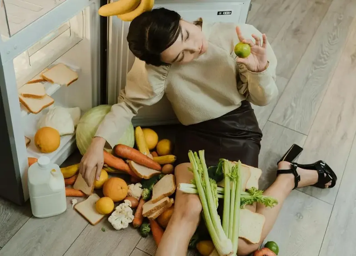 Does the Five-Second Rule Actually Keep Dropped Food Safe? 3 What falls doesn't get lost: does the five-second rule really work?