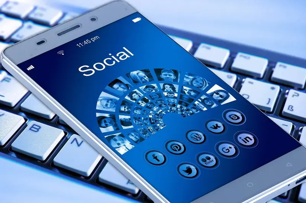 When Social Media Feels Like an Addiction: Why Therapy Helps More Than Logging Off 3 Like a mental disorder: addiction to social media requires therapy.