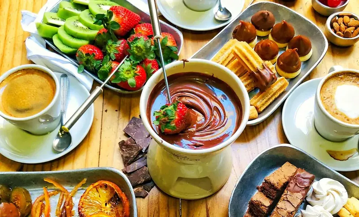 How to Enjoy Sweets Without Gaining Weight 3 A sweet life without paying for it in kilograms.