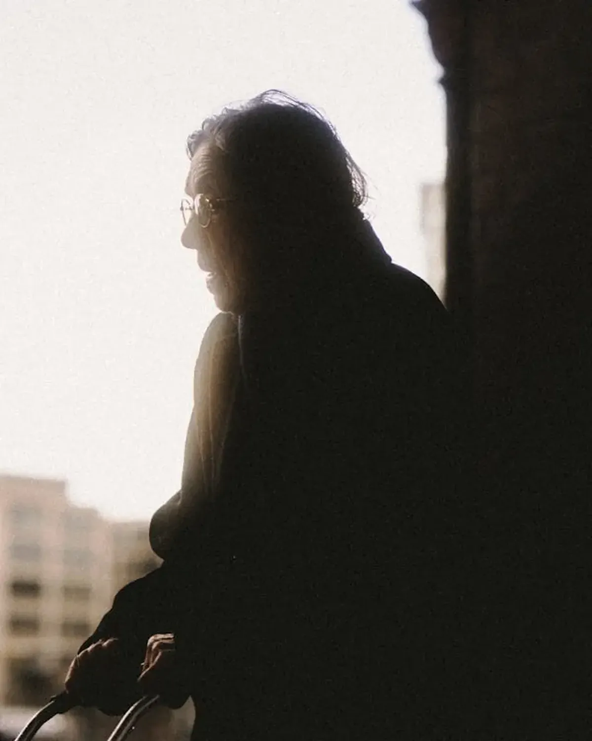 People living in disadvantaged areas are significantly more likely to develop dementia.