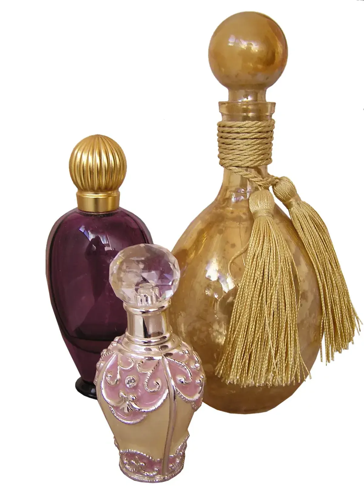 The Ephemeral Art of Perfume: Creativity That Vanishes 5 A symphony of scents: perfumes are a form of creativity with an ephemeral outcome.