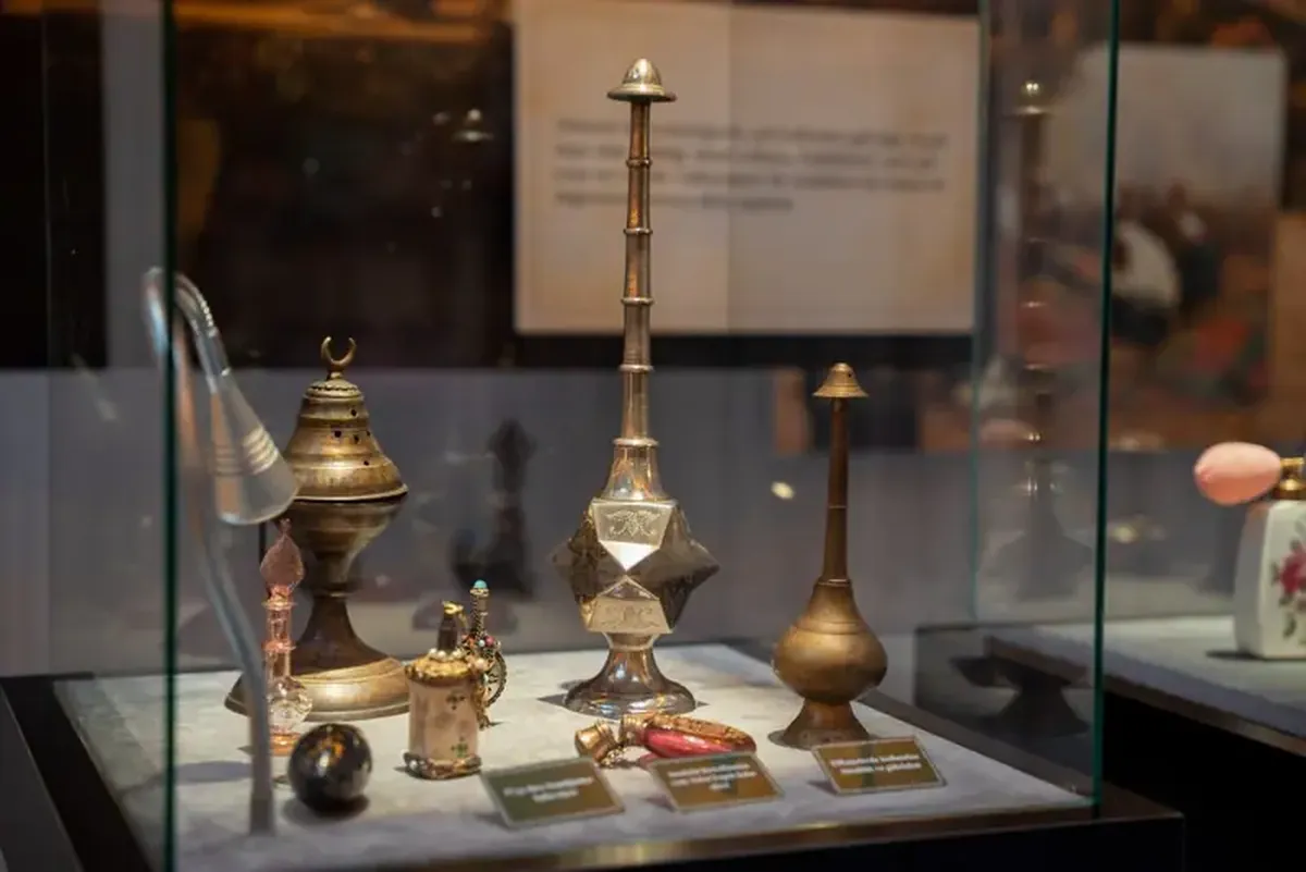 Scientists have recreated the scent of Julius Caesar's perfume.