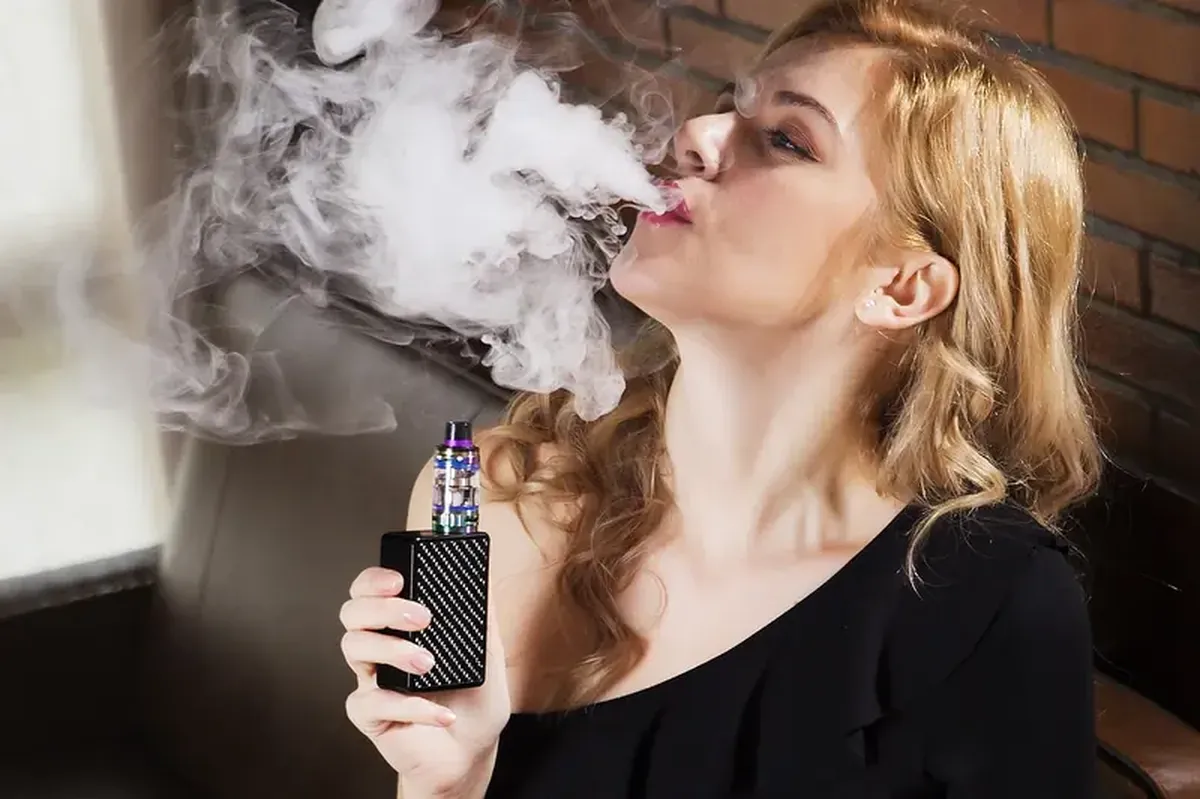 The physical health of young vapers and tobacco cigarette smokers is equally poor.