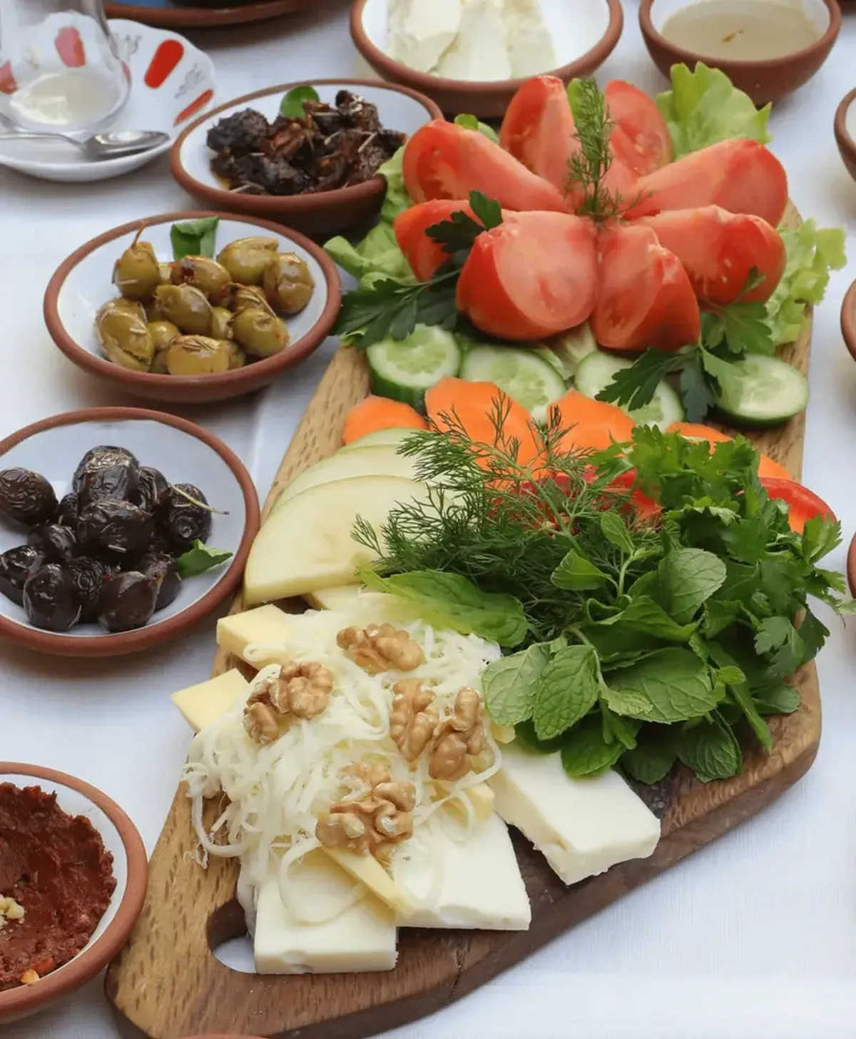 The secret diet for longevity: foods that fight aging and tips for combining them.