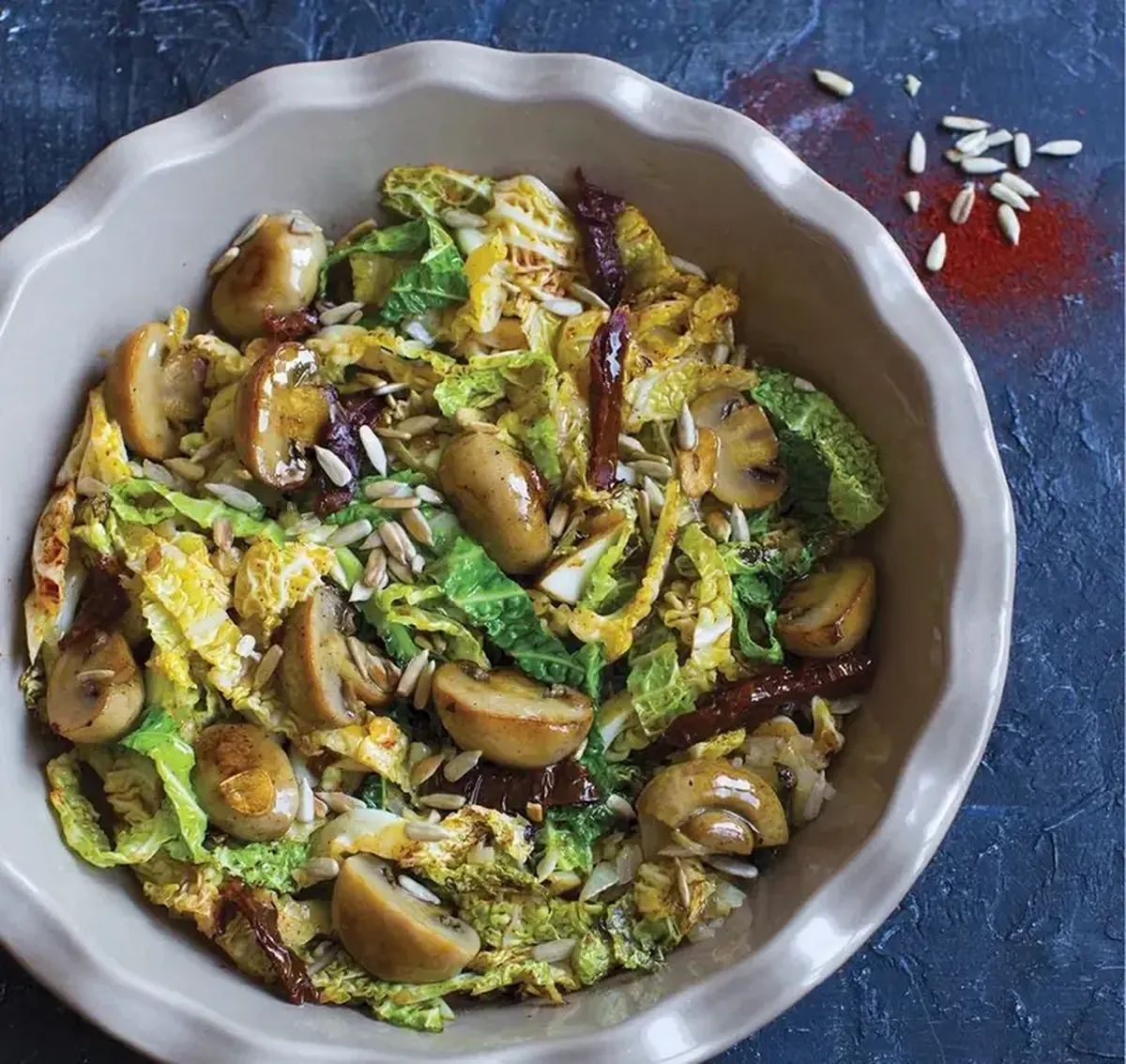 Two Savory Cabbage-and-Mushroom Recipes for a Lenten Table 4 Cabbage with mushrooms: two recipes for the Lenten table.
