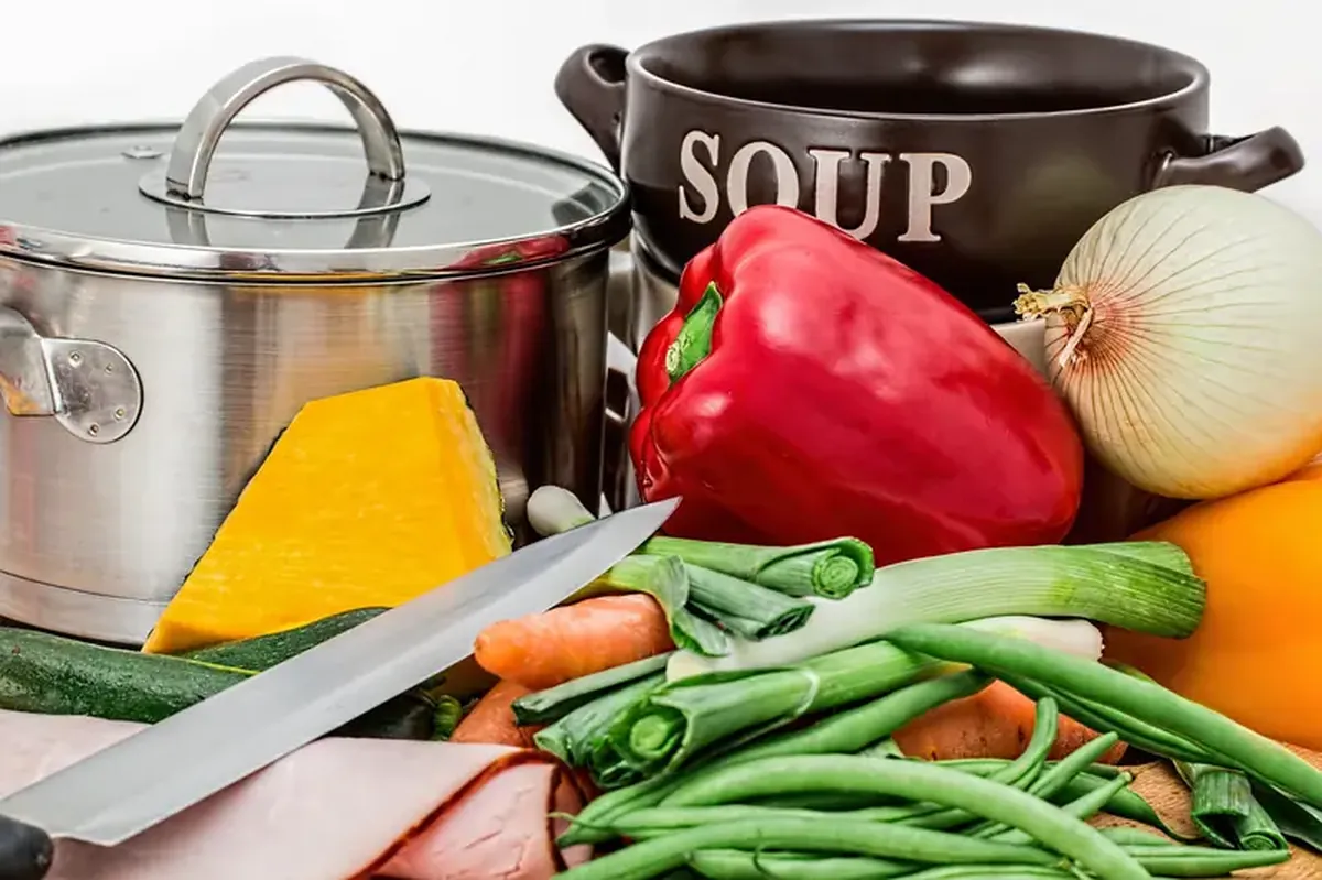 How to Make Cooking Healthy Meals at Home a Habit 3 How can I get into the habit of cooking and preparing healthy meals at home?