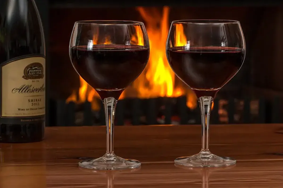 Drinking wine in the evening combined with coffee during the day improves nighttime sleep.