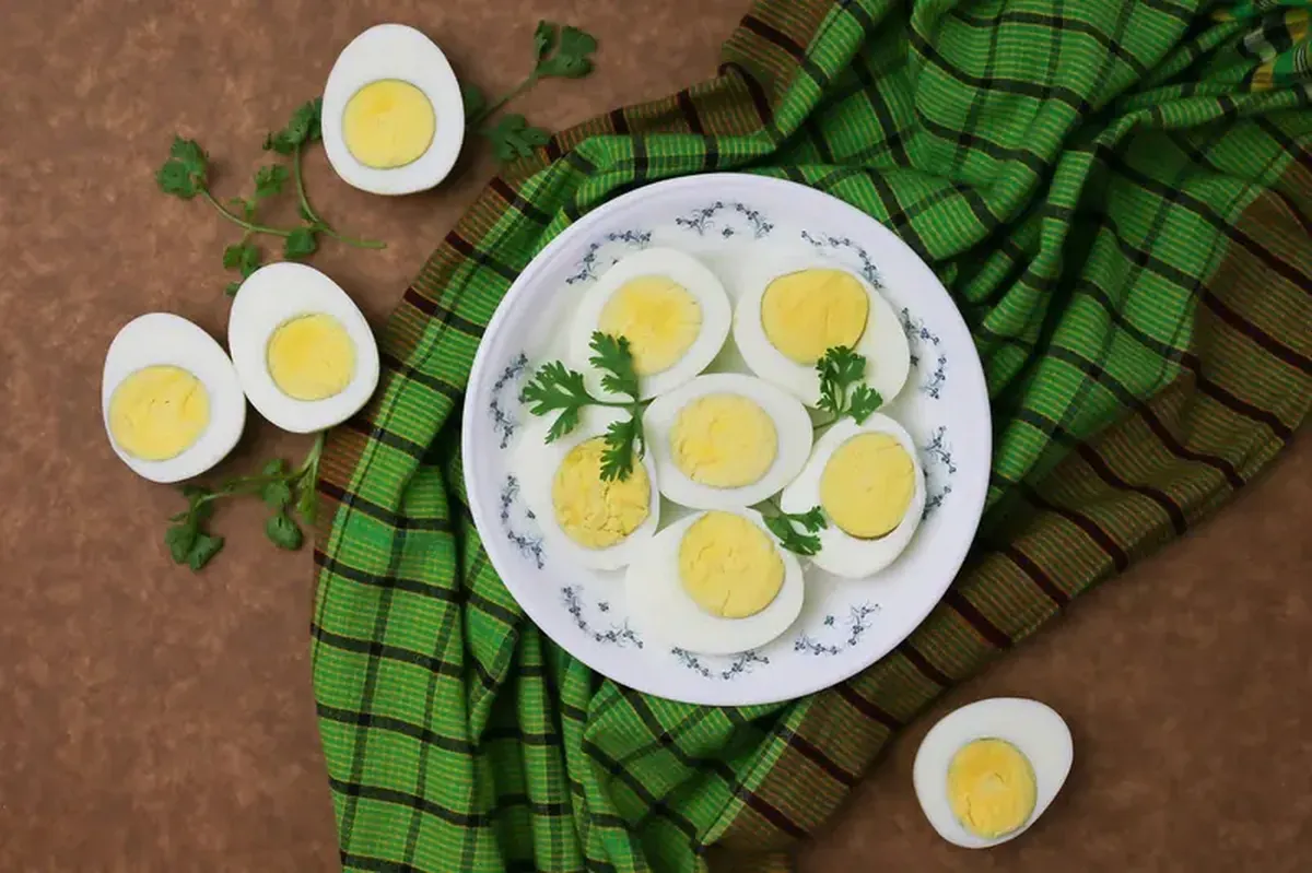Cool or Not: The Truth and Myths About Eggs