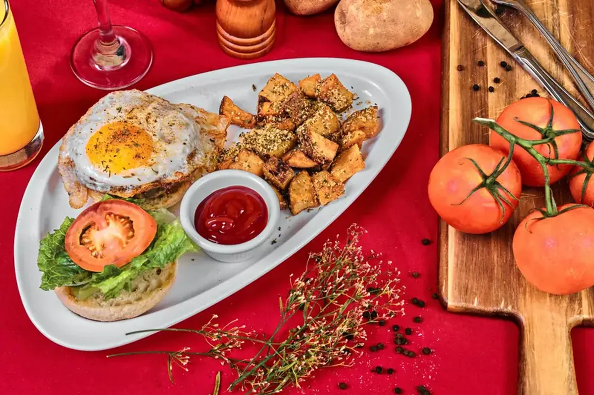 Cool or Not: The Truth and Myths About Eggs