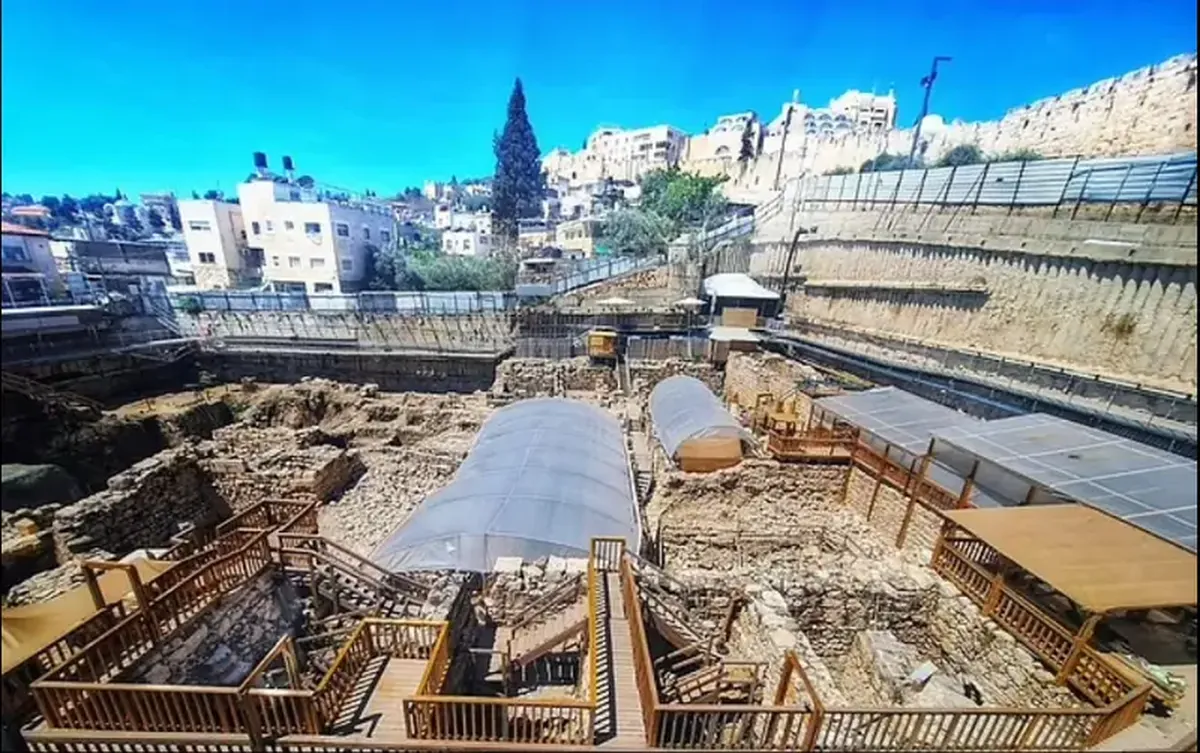A 3,000-Year-Old Trench Mentioned in the Bible Found in Jerusalem's City of David 3 In Jerusalem, archaeologists have discovered a 3,000-year-old structure mentioned in the Bible that was long thought lost.