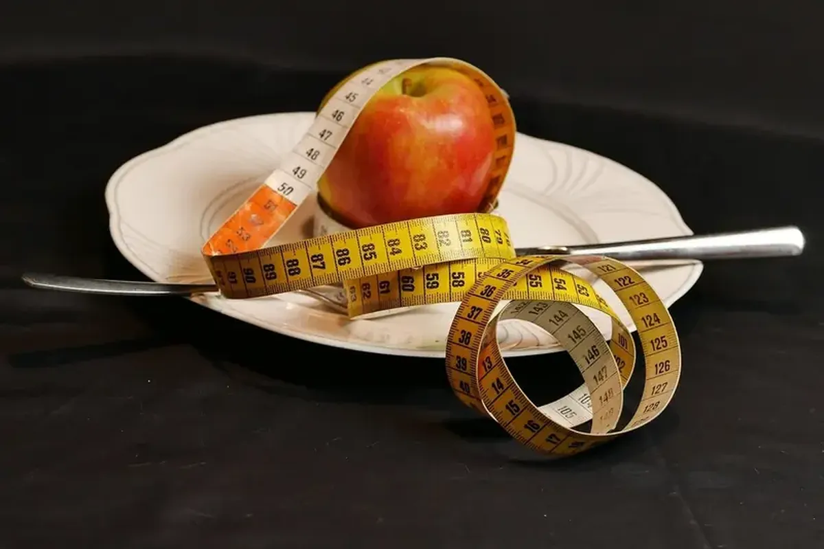 Why three low-calorie days a week can beat daily calorie counting 3 Three days of food restriction — a new weight-loss trick.