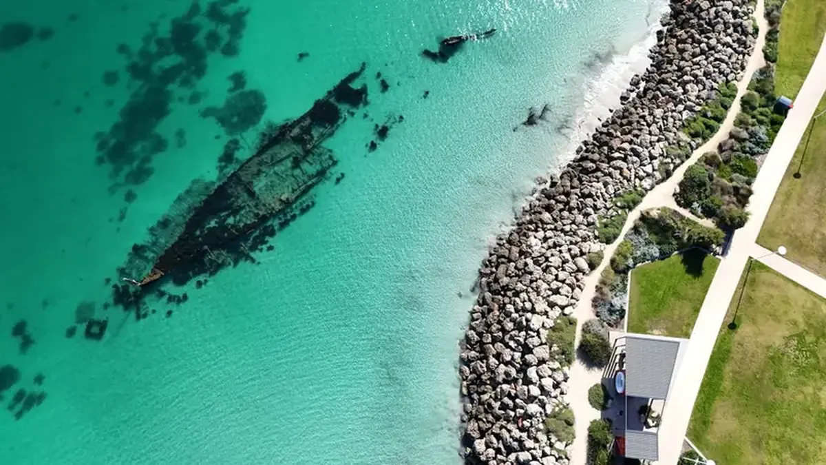 Top 3: Which seas and ocean zones are the most dangerous in the world?