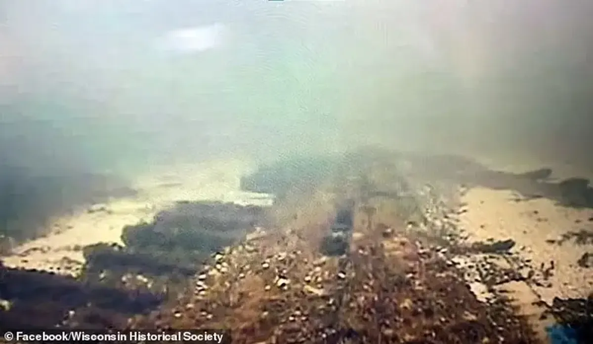 A father and his daughter went fishing; the sonar detected a sunken 19th-century sailboat.