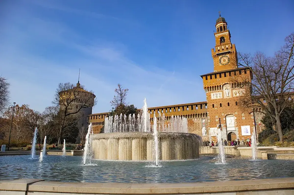 Leonardo's Hidden Tunnels Discovered Beneath Milan's Sforza Castle 4 The mysterious tunnels depicted in Leonardo's drawings were hidden beneath the castle in Milan.