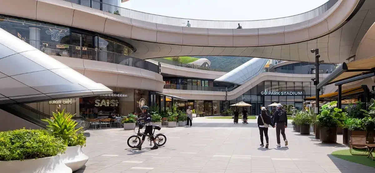 How GO PARK Sai Sha folds sports, shops, and rooftop gardens into Hong Kong’s hills 4 In the shadow of green terraces, an unprecedented sports complex has been built in Hong Kong.