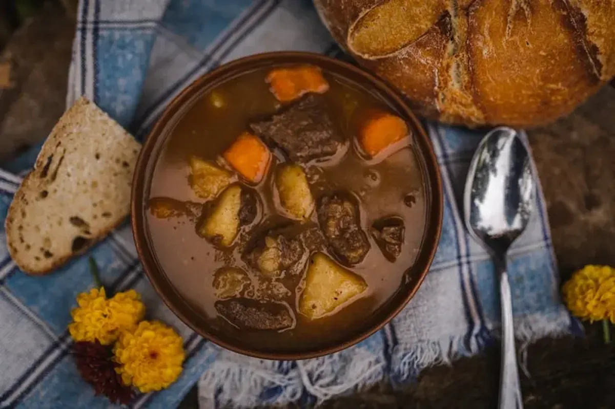 Easy Baked Vegetable Stew with Balsamic and Fennel 3 a bowl of food
